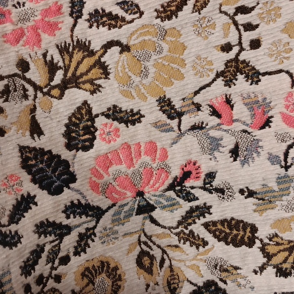 Cartonnier Floral Tapestry Shorts - Cream with Navy, Olive & a Pop of Hot Pink - Picture 3 of 7